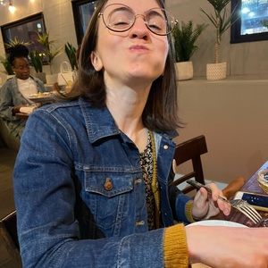 Meet your Posher, Nora